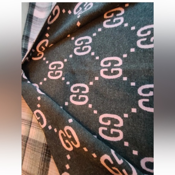 Gucci Wool poncho - Picture 8 of 8